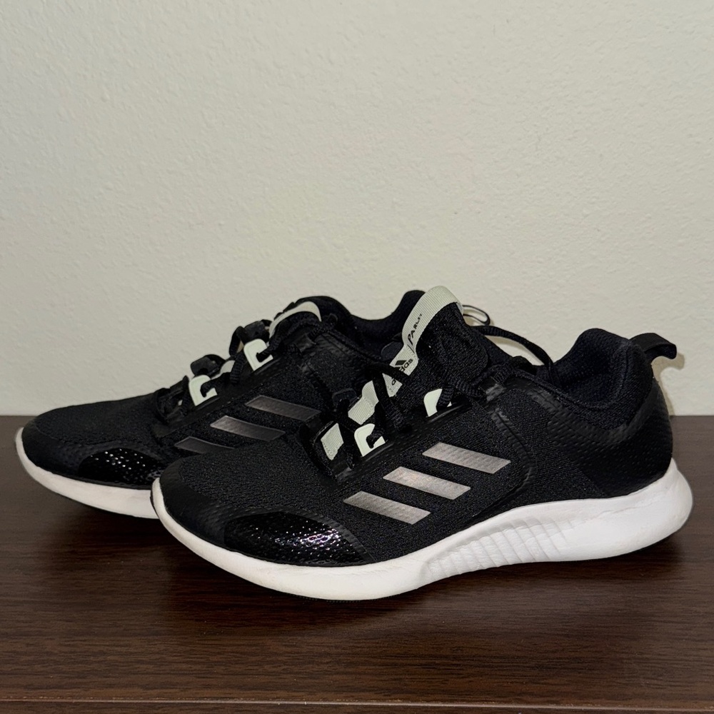 Adidas Women Black Parley Sneakers sz 8.5 (Euro 40 2/3)